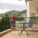 Hotel Kastro 2*