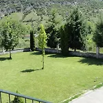 Kastro 2* Sérvia