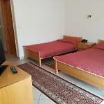 Hotel Kastro 2*