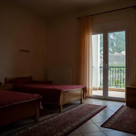 Hotel Kastro 2*