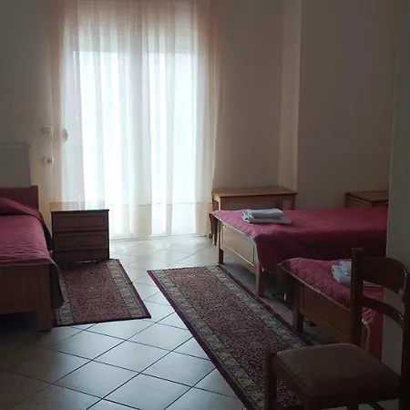 Hotel Kastro Servia