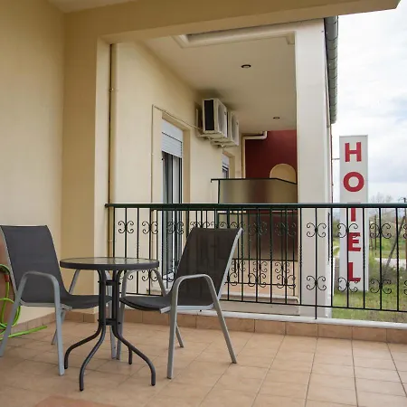 Kastro Hotel 2*