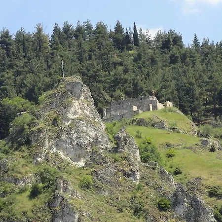 Kastro 2* Servia