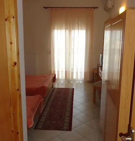 Kastro Hotel