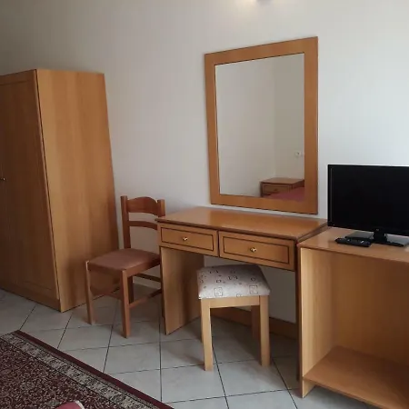 Kastro Hotel Servia