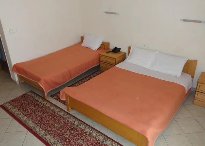 Kastro Ξενοδοχείο 2*
